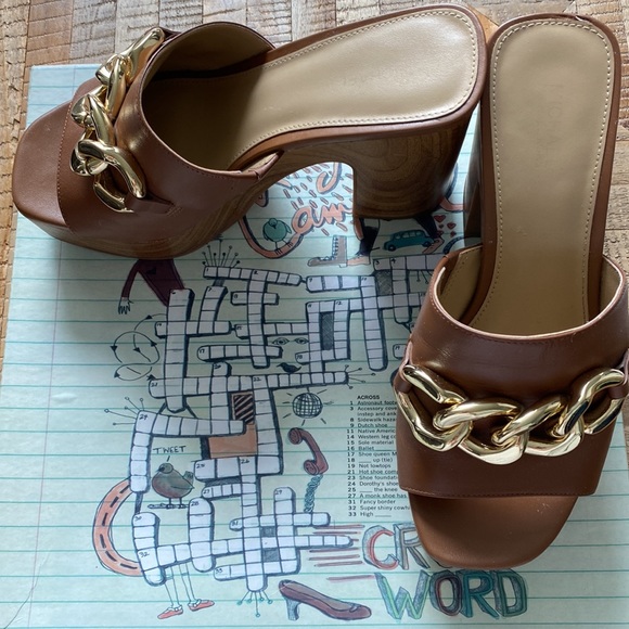 Michael Kors Clogs - Picture 2 of 9